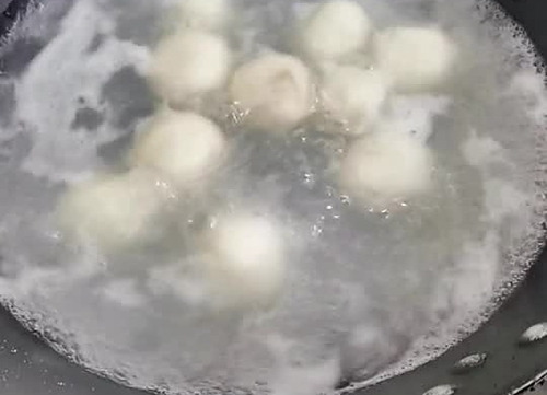 Բ