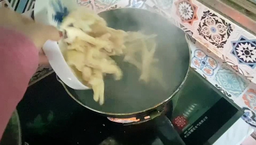 ѹǼצ