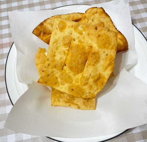 Ҷ