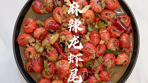 СϺβ
