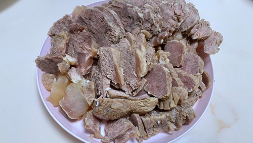 ˮţ