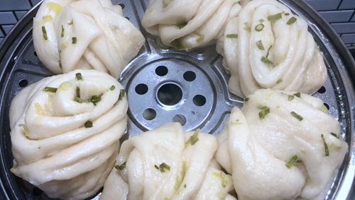 㻨