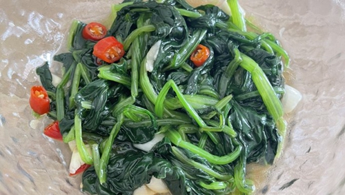 貤