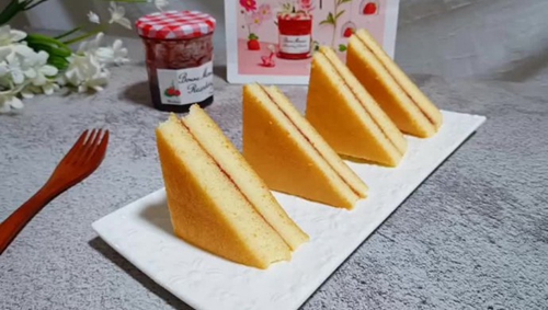 ε