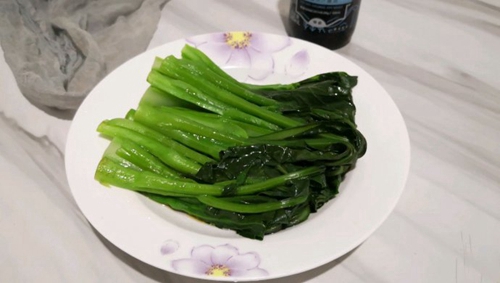 Ʋ