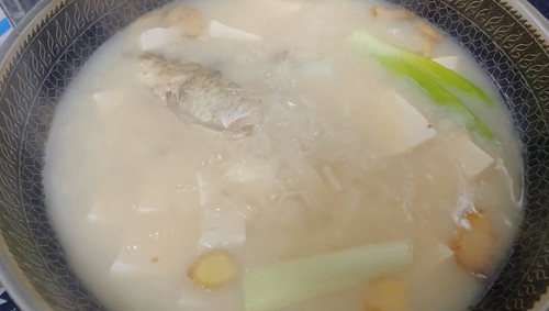 㶹