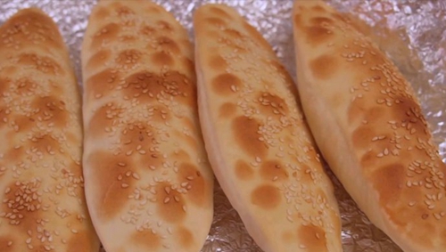 ձ