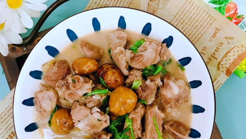 板栗烧排骨