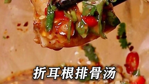 ۶Ź