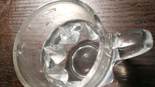 ˮ