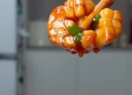 ӱ