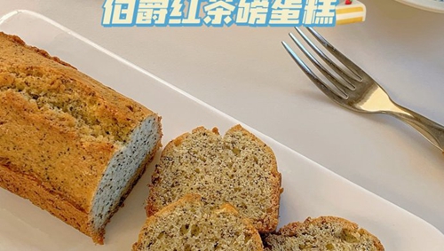 жڲ