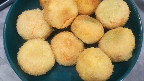 ըԲ
