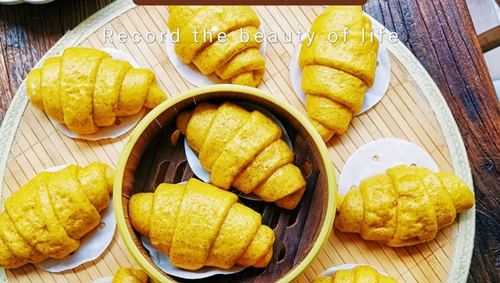 㴼ҬϹϾ