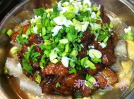 农家过年菜层层高