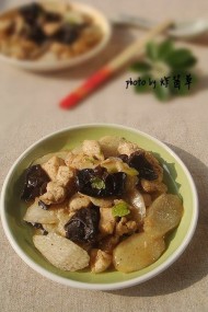 ڰ׳