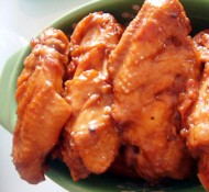 鼦