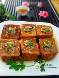 𷽿鶹
