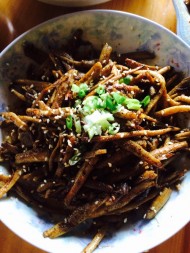  椒盐茶树菇 