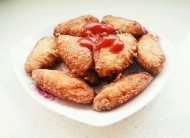 鼦