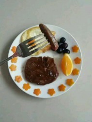 ţ