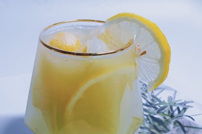 ˮ