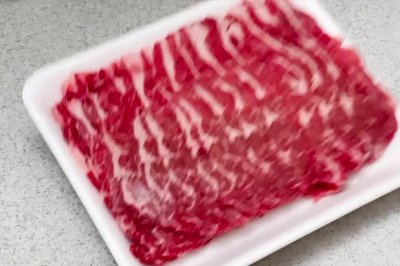 ţ