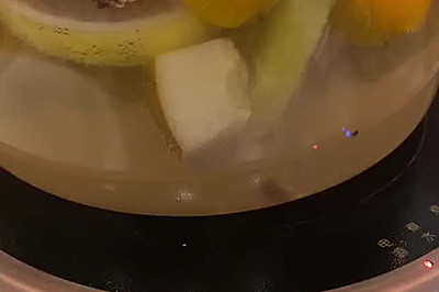 ˮ