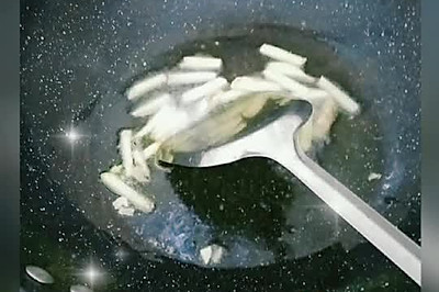 ׽