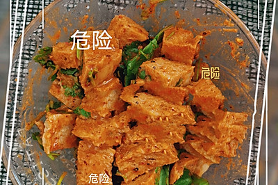 ص齴