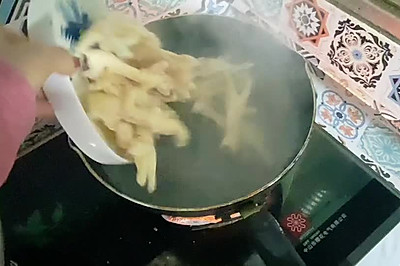 ѹǼצ