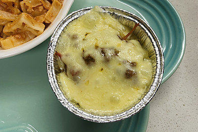 hţ