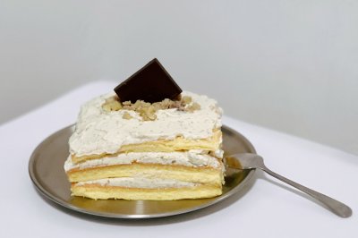 ൰