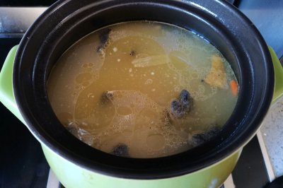 ڼ