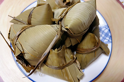 춹