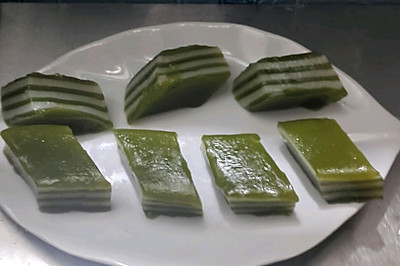 ǧ