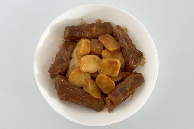 Ź