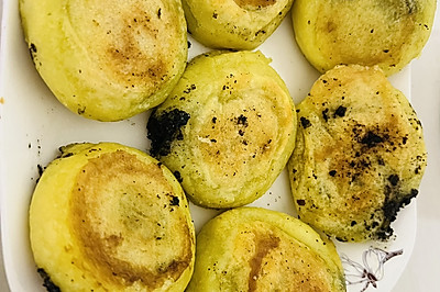 Բ