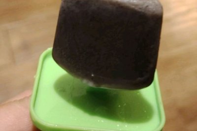 ֥