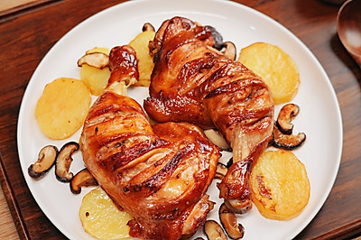 鼦